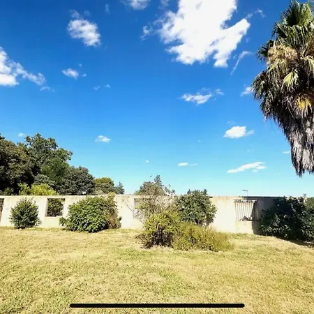 Апартаменты Chez Babou D'artistes Avec Piscine, Parking