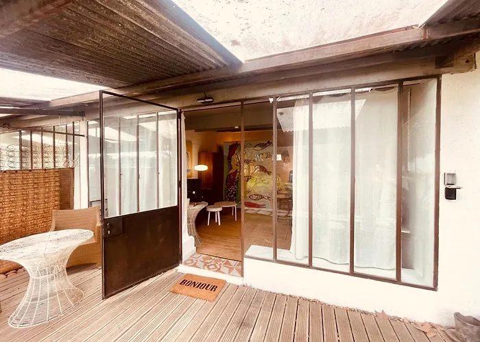 شقة Chez Babou D'artistes Avec Piscine, Parking نيم